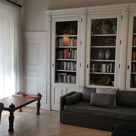 Centro Storico B&B Catania Exteriör bild